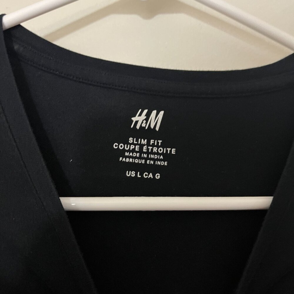 Men's H&M Black Long Sleeve Shirt Size Large NWOT - Picture 2 of 2